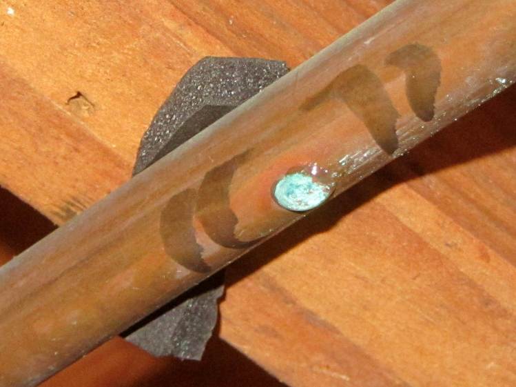 Copper pipe corrosion pinhole - 1