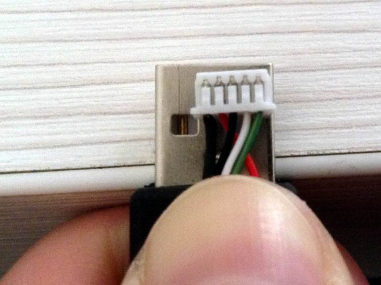 Kensington Expert Mouse - internal USB connector